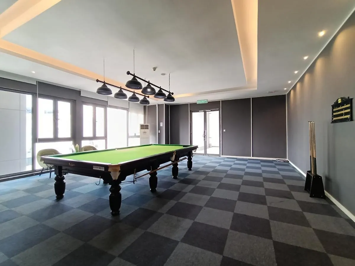 R&F Princess Cove Premium Suite 新山 0*,